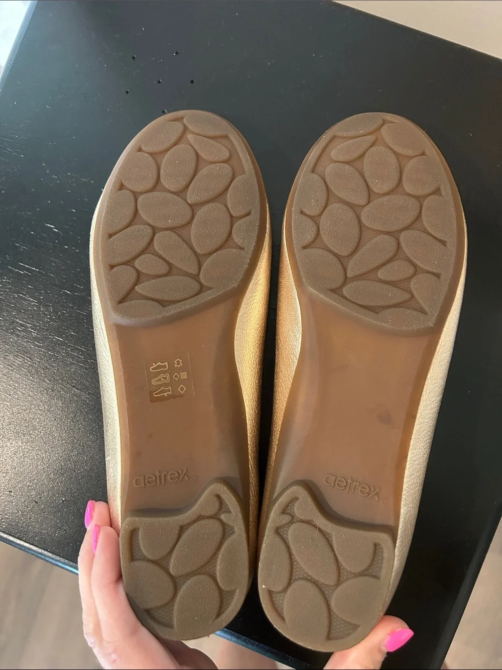 Aetrex Women's Metallic Champagne Ballet Flats with wear on the toes / comfy fit